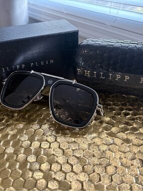Philipp Plein Black and Silver Square Sunglasses with Logo Accent
